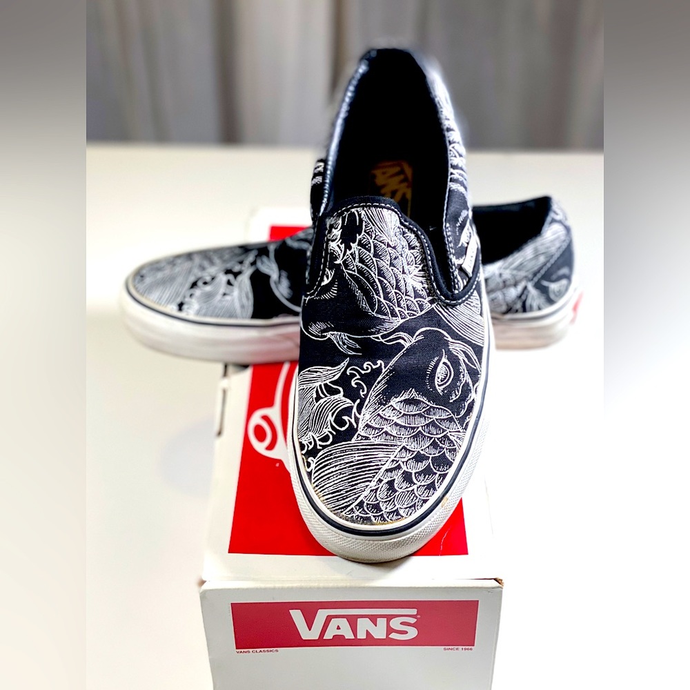 Vans Koi Classic Slip-on—Women Size 8